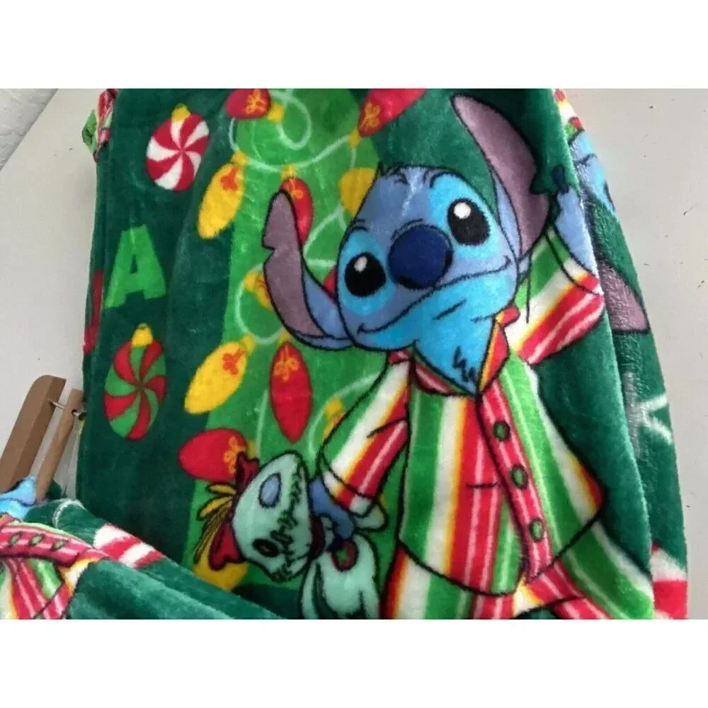 Disneys Stitch And Scrump PJ  Tradition 50 X 70” Christmas Lights Throw‎ Blanket